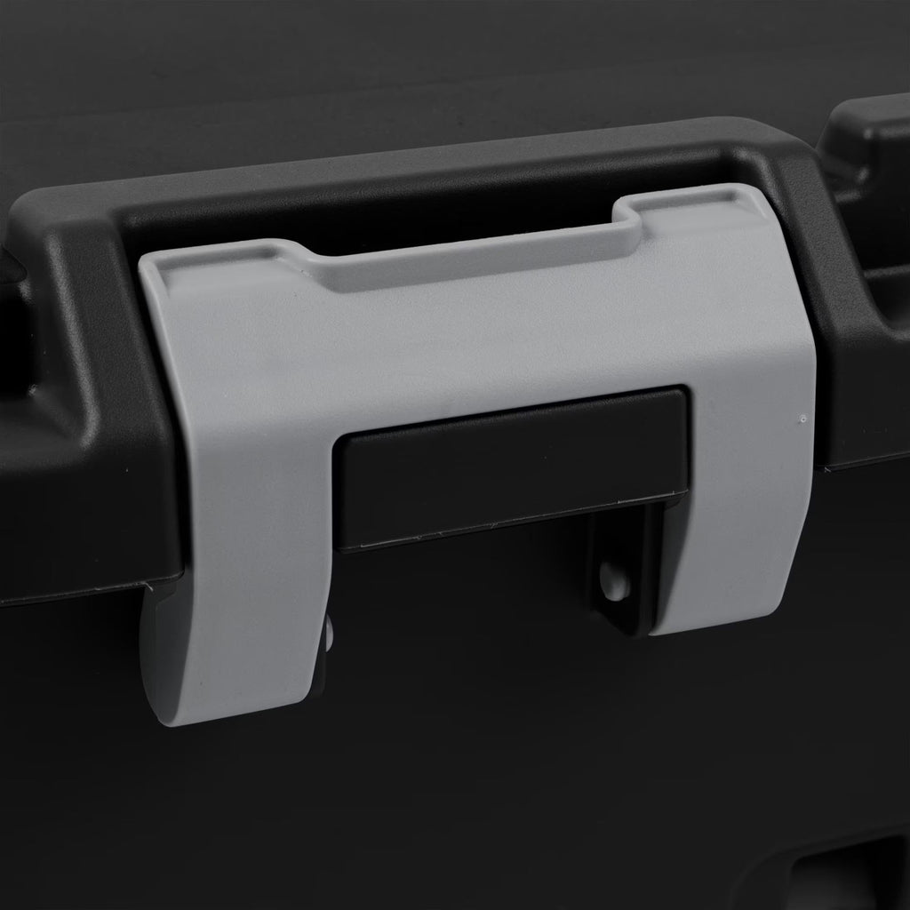22 Gallon Black Wheeled Plastic Storage Trunk P662